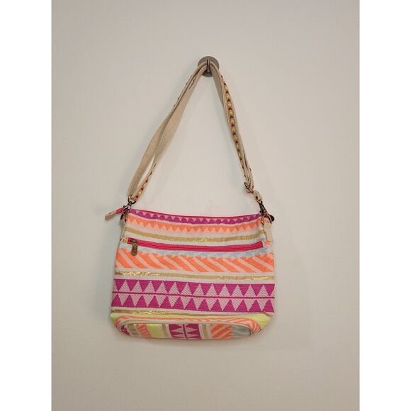 America & Beyond Beaded Butterfly Bag - Picture 3 of 3